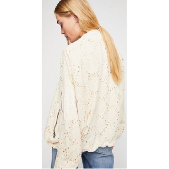 Free People ivory eyelet bomber jacket - Picture 4 of 5